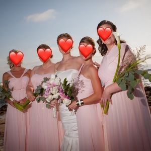 David’s Bridal Bridesmaid Dress F15782